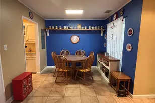 31 Anchor St, Freeport, NY 11520 - Photo 3