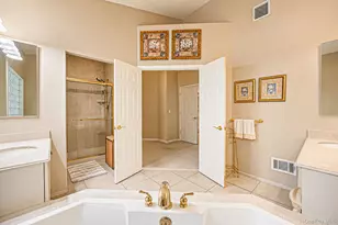 163 Hamlet Dr, Mount Sinai, NY 11766 - Photo 23