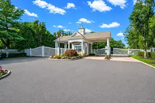 163 Hamlet Dr, Mount Sinai, NY 11766 - Photo 33