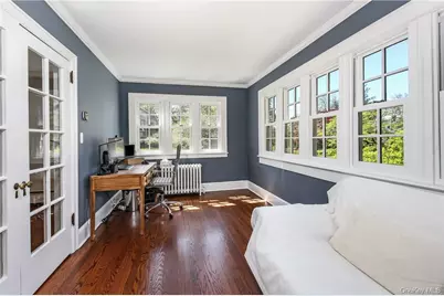 26 Earlwoode Drive, White Plains, NY 10606 - Photo 7