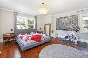 26 Earlwoode Dr, White Plains, NY 10606 - Photo 9