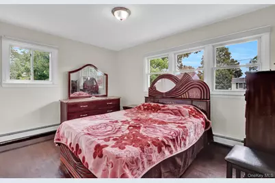 260 W 12th Street, Deer Park, NY 11729 - Photo 21