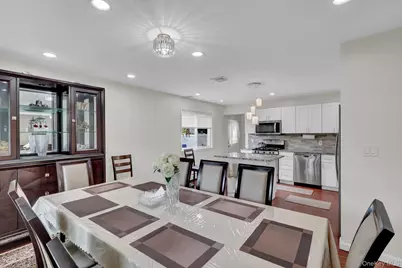 260 W 12th Street, Deer Park, NY 11729 - Photo 9