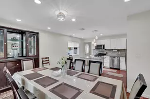 260 W 12th St, Deer Park, NY 11729 - Photo 9