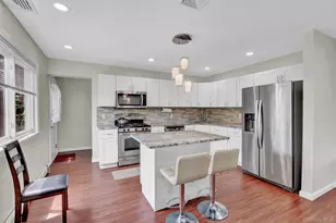 260 W 12th St, Deer Park, NY 11729 - Photo 11