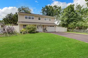 260 W 12th St, Deer Park, NY 11729 - Photo 5