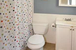 67 Iris Ave, Floral Park, NY 11001 - Photo 11