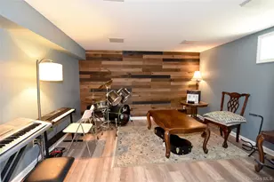 67 Iris Ave, Floral Park, NY 11001 - Photo 13