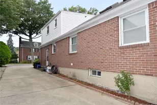 67 Iris Ave, Floral Park, NY 11001 - Photo 17