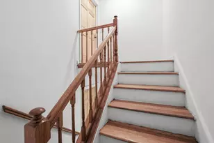 40-08 214th Pl, Bayside, NY 11361 - Photo 13
