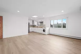 40-08 214th Pl, Bayside, NY 11361 - Photo 15