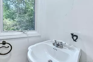 1 Gates Pl, Tappan, NY 10983 - Photo 11