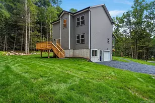 804 Peenpack Trail, Sparrow Bush, NY 12780 - Photo 3