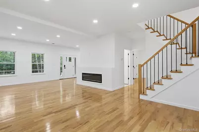804 Peenpack Trail, Sparrow Bush, NY 12780 - Photo 13