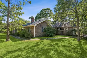 172 Bay Ave E, Hampton Bays, NY 11946 - Photo 5