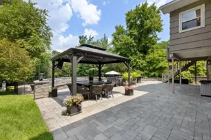 9 Behrendt Dr, Pearl River, NY 10965 - Photo 23