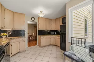 4001 Hickory Ct, Peekskill, NY 10566 - Photo 13