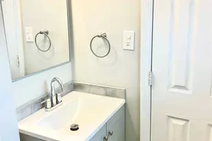 105 Artist Lake Dr, Middle Island, NY 11953 - Photo 13