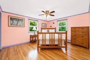 3 Oak Ct, Hampton Bays, NY 11946 - Photo 37