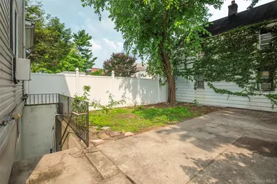 68-07 50th Avenue, Woodside, NY 11377 - Photo 19