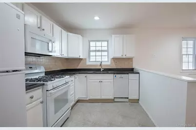 68-07 50th Avenue, Woodside, NY 11377 - Photo 5