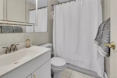 45 Richmond Boulevard #2B, Ronkonkoma, NY 11779 - Photo 11