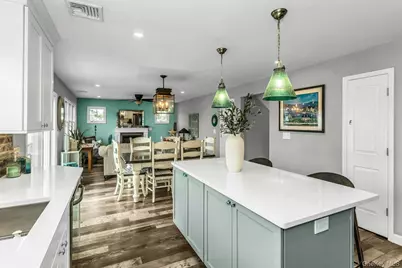10 Garfield Place, Massapequa, NY 11758 - Photo 9