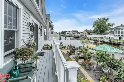 10 Garfield Place, Massapequa, NY 11758 - Photo 25