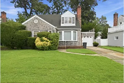 8 Redwood Road, New Hyde Park, NY 11040 - Photo 1