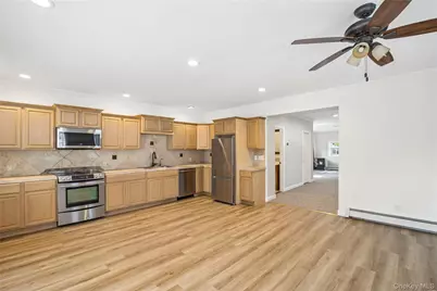 44 Ridgedale Avenue, Farmingville, NY 11738 - Photo 11