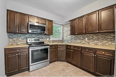 1241 Connetquot Avenue, Central Islip, NY 11722 - Photo 17