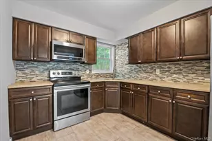 1241 Connetquot Ave, Central Islip, NY 11722 - Photo 17