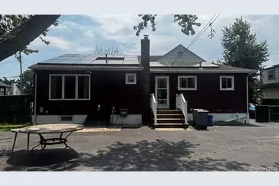 59 Farmers Avenue, Lindenhurst, NY 11757 - Photo 3