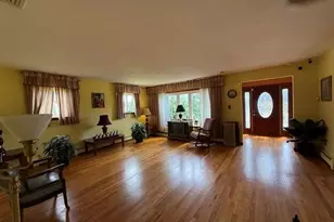 59 Farmers Ave, Lindenhurst, NY 11757 - Photo 5