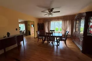 59 Farmers Ave, Lindenhurst, NY 11757 - Photo 9