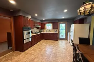 59 Farmers Ave, Lindenhurst, NY 11757 - Photo 11