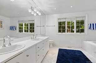 129 Oneck Ln, Westhampton Beach, NY 11978 - Photo 23