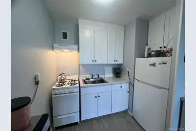 52 Yonkers Terrace #7K, Yonkers, NY 10704 - Photo 3