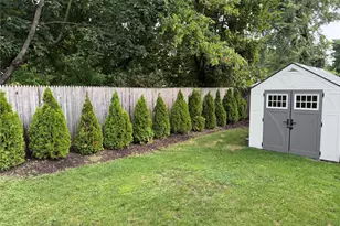 11 Mara Rd, Huntington Station, NY 11746 - Photo 11