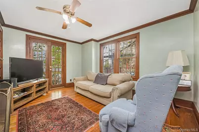 80-45 Grenfell Street, Kew Gardens, NY 11415 - Photo 11