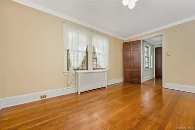 80-45 Grenfell Street, Kew Gardens, NY 11415 - Photo 21