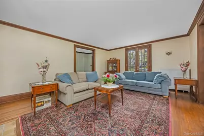 80-45 Grenfell Street, Kew Gardens, NY 11415 - Photo 7