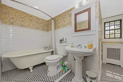 80-45 Grenfell Street, Kew Gardens, NY 11415 - Photo 31