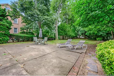 2514 Lindenmere Drive, Merrick, NY 11566 - Photo 25