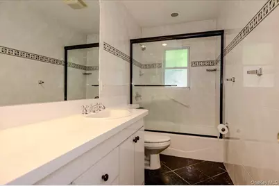 2514 Lindenmere Drive, Merrick, NY 11566 - Photo 19