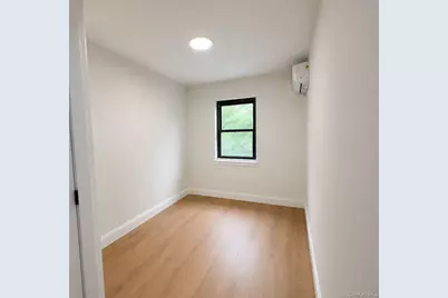 2942 Lurting Avenue, Bronx, NY 10469 - Photo 13