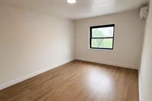 2942 Lurting Ave, Bronx, NY 10469 - Photo 5