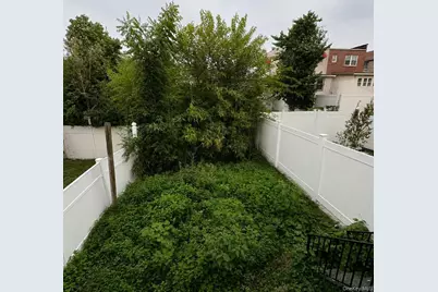 2942 Lurting Avenue, Bronx, NY 10469 - Photo 17