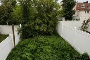 2942 Lurting Ave, Bronx, NY 10469 - Photo 17