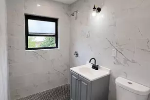 2942 Lurting Ave, Bronx, NY 10469 - Photo 11